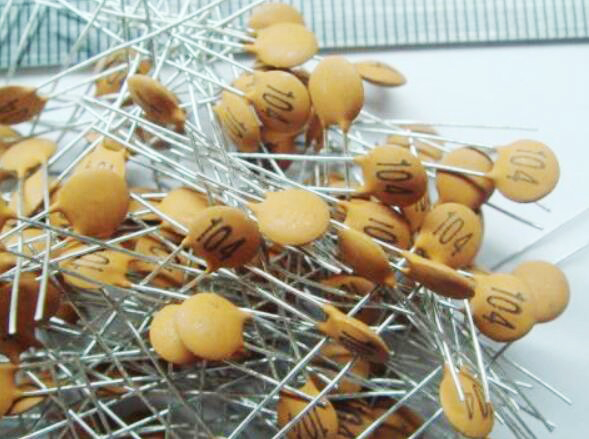 什么是高壓瓷片電容器和低壓瓷片電容器？